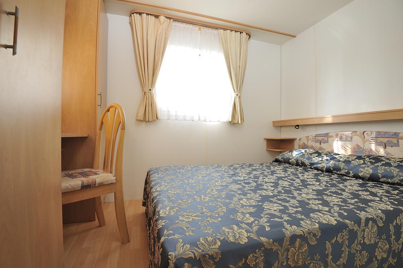 Camping Telis Hotel อาร์บาตักซ์ ภายนอก รูปภาพ