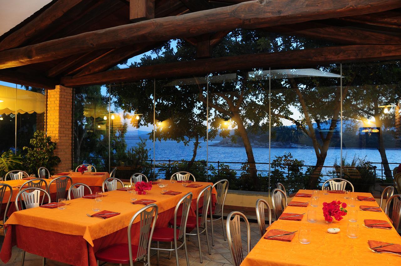 Camping Telis Hotel อาร์บาตักซ์ ภายนอก รูปภาพ